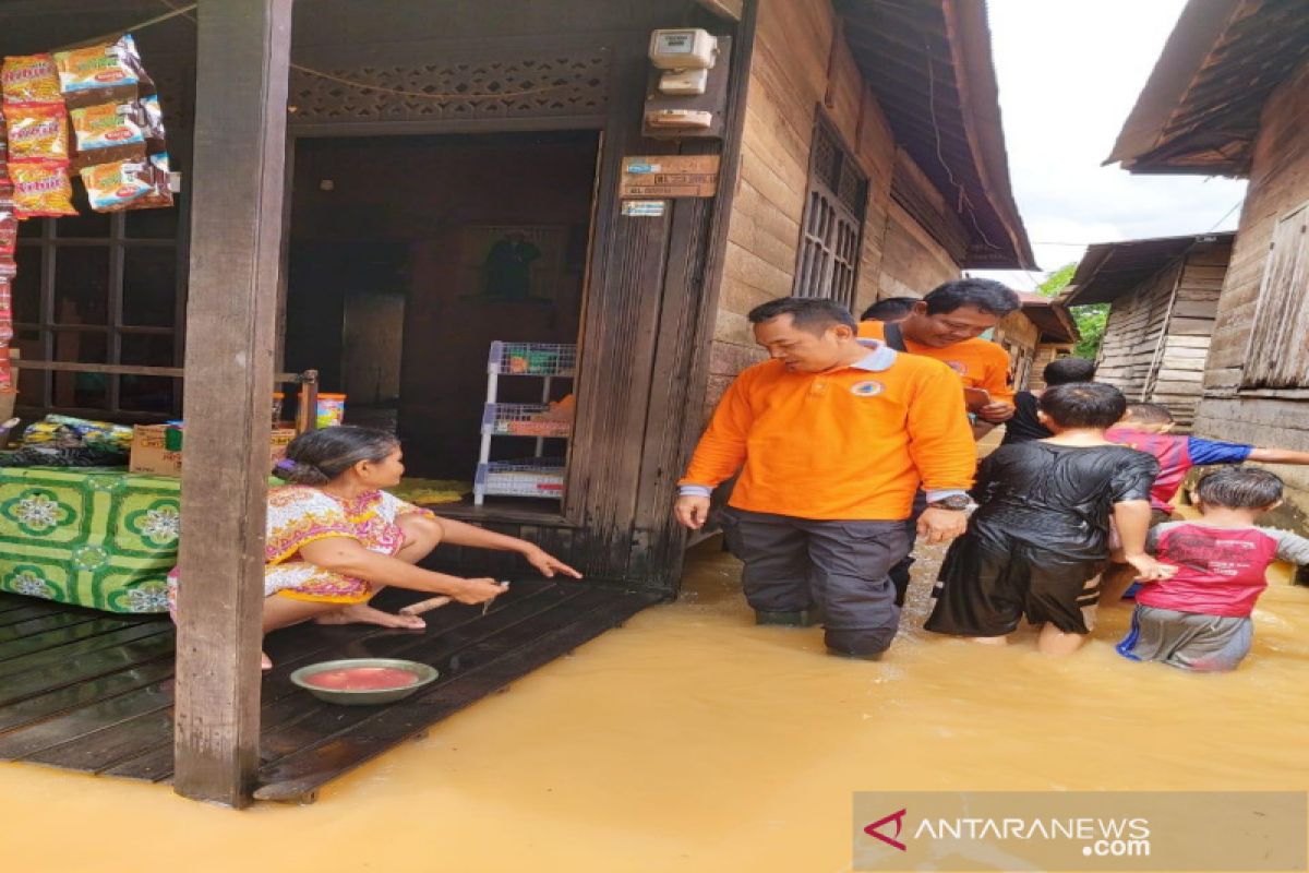 Puluhan rumah di Cempaka Kota Banjarbaru kebanjiran