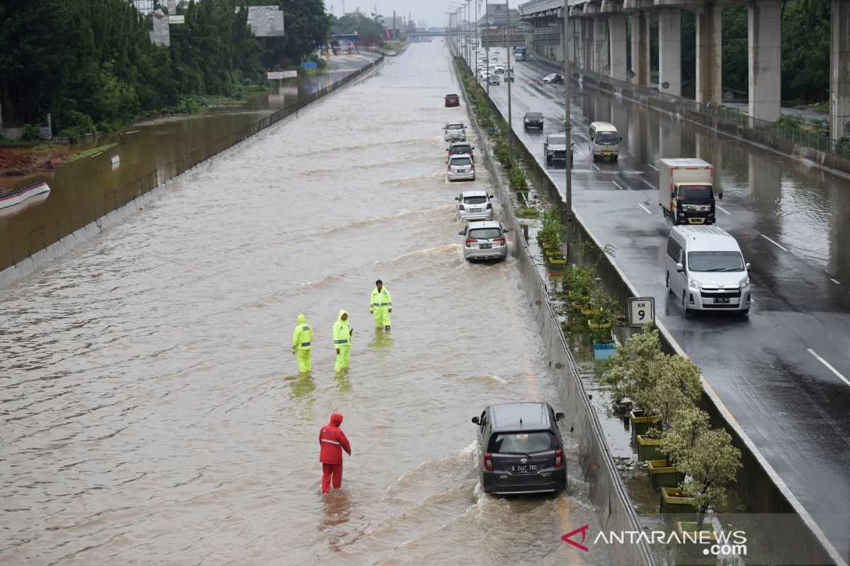 Hujan lebat berpotensi guyur wilayah Indonesia tiga hari ke depan