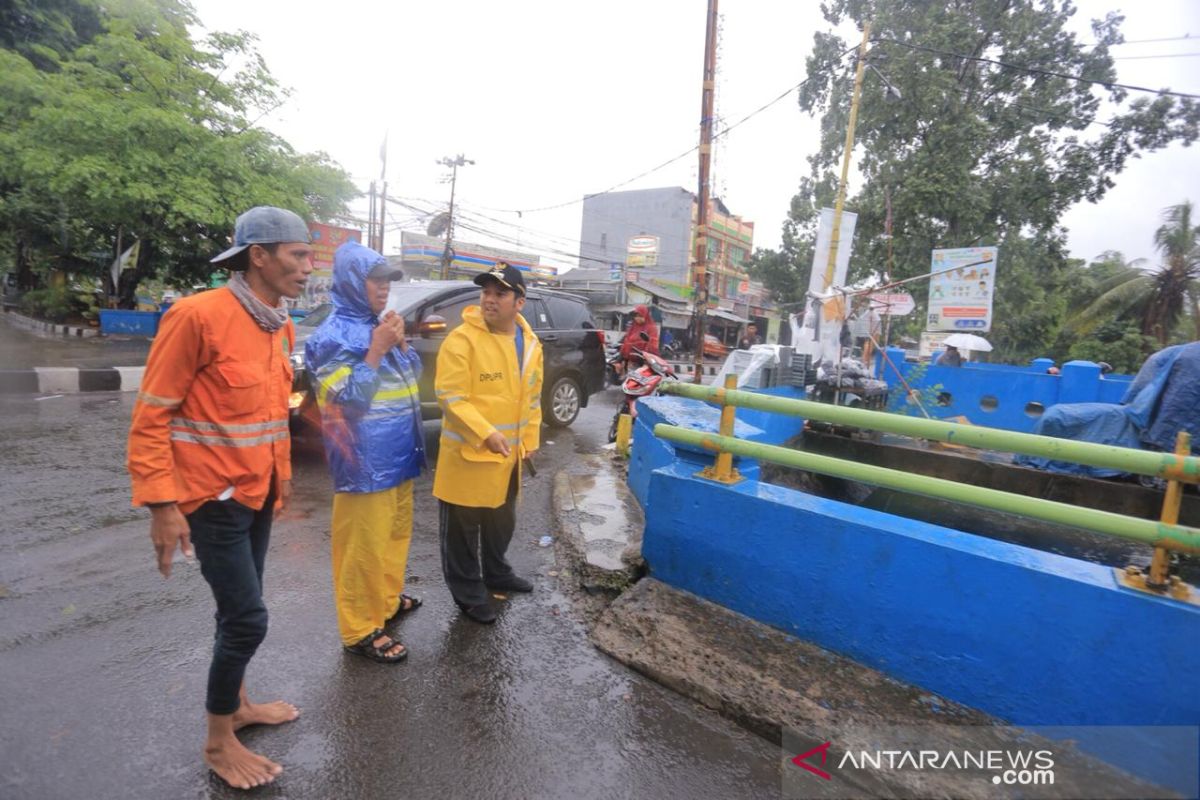 Melalui Layanan 112, Kota Tangerang terima 250 permintaan bantuan penanganan banjir