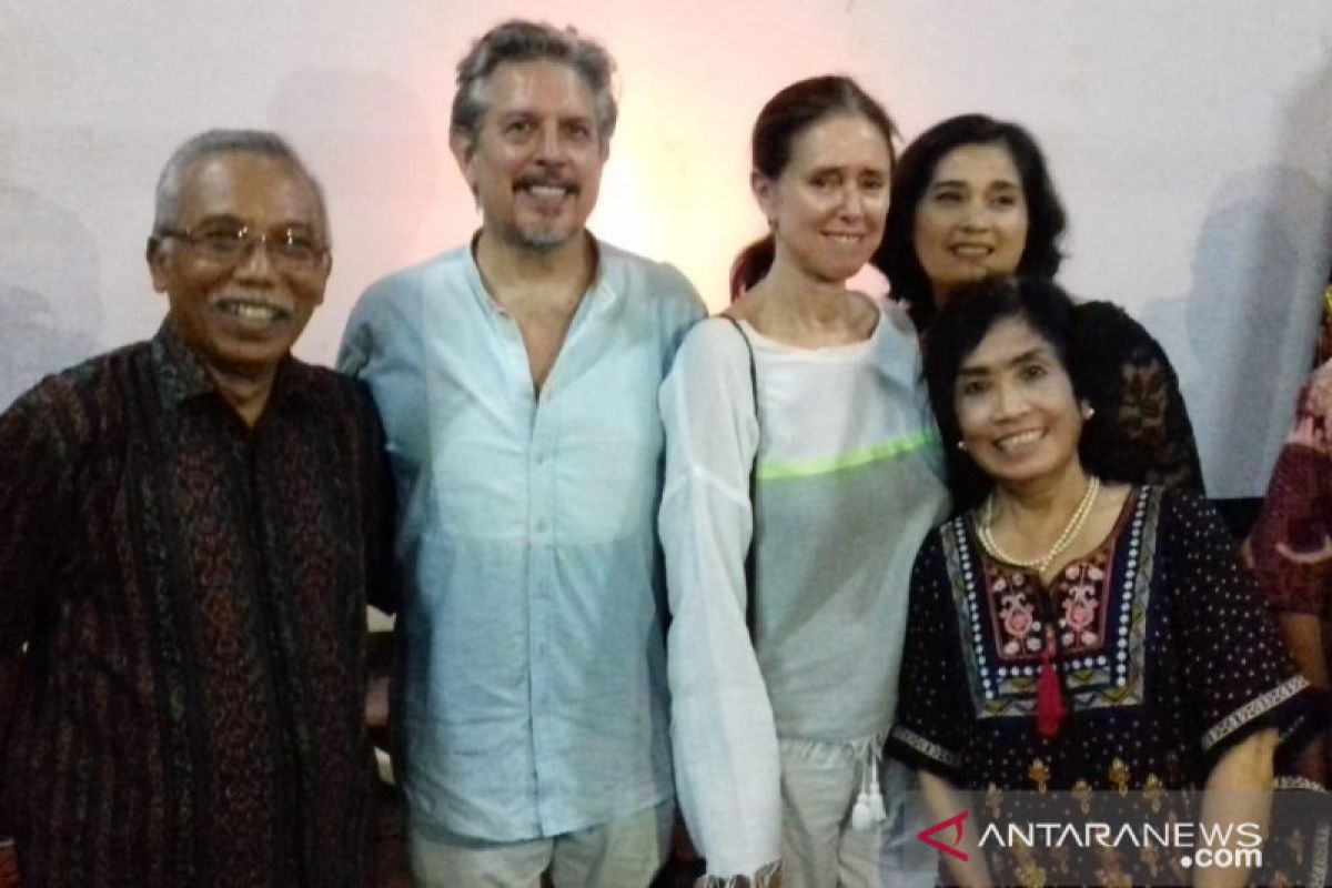 ISI Denpasar datangkan sutradara Julie Taymor beri kuliah umum