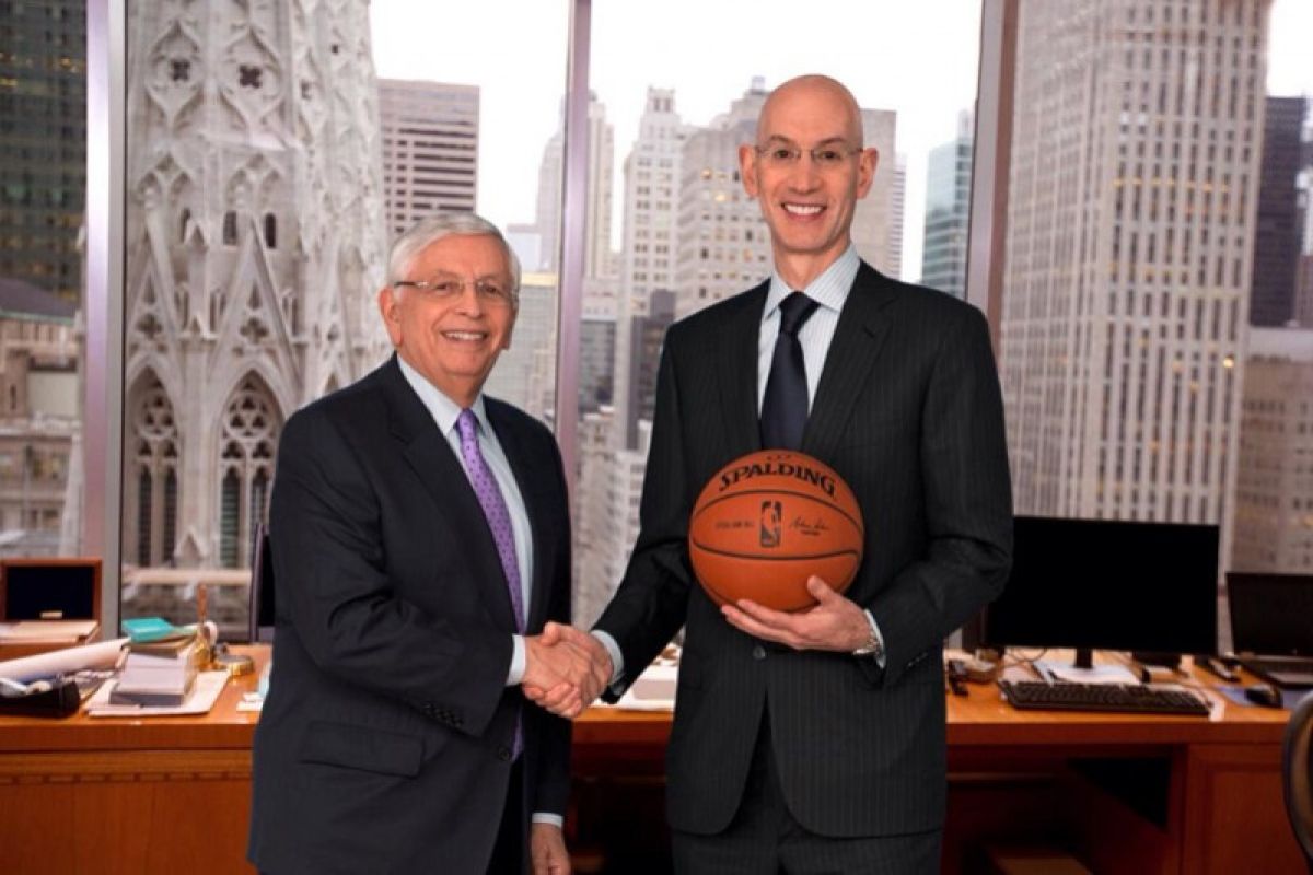 Eks komisioner NBA David Stern mangkat dalam usia 77 tahun