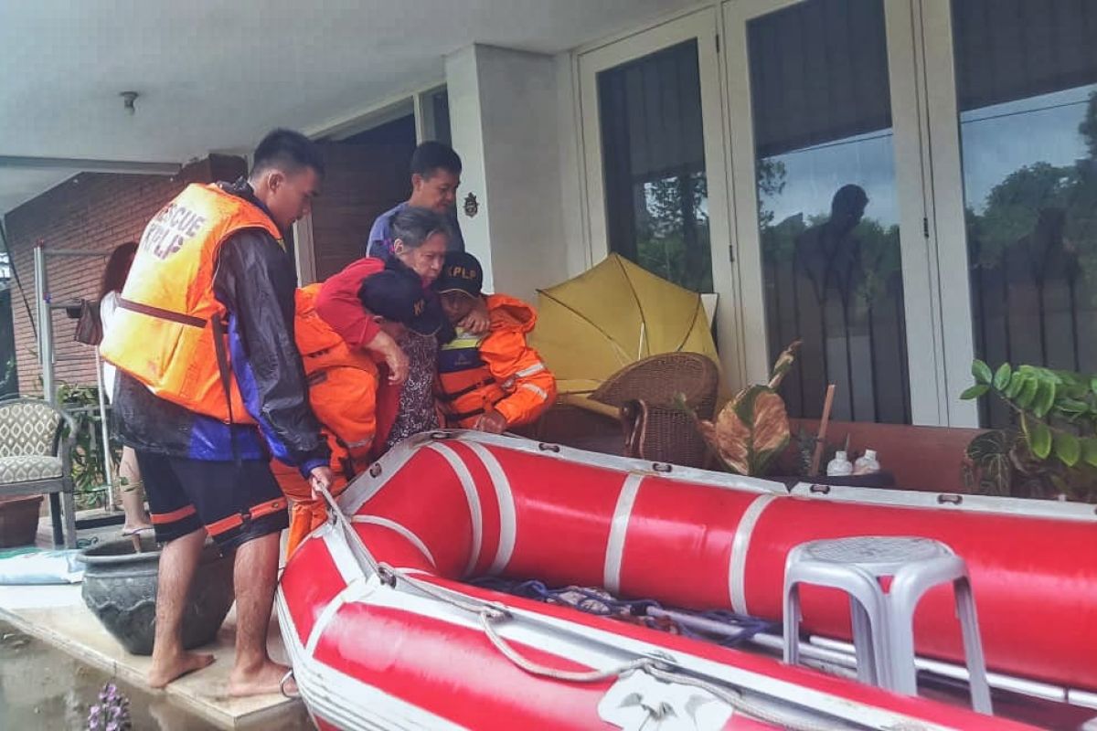 Kemenhub instruksikan UPT bantu korban banjir Jabodetabek