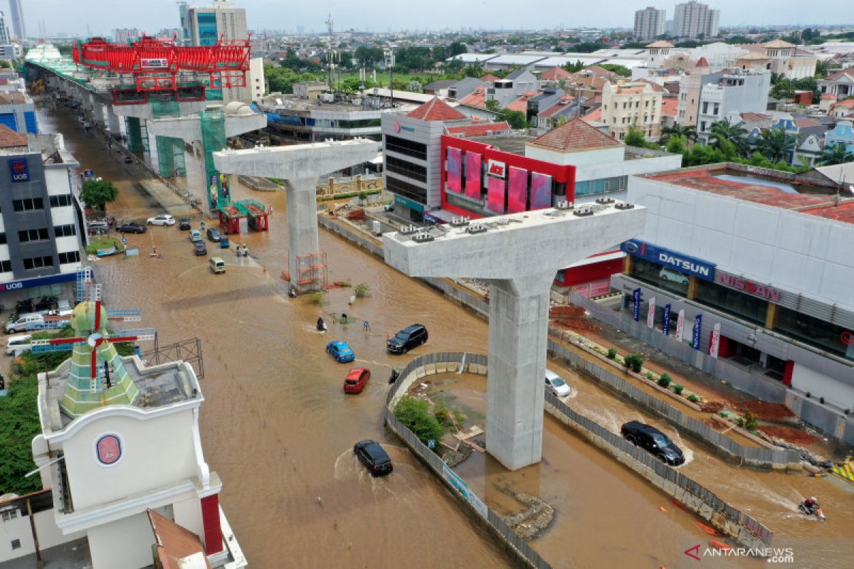 Summarecon operasikan pompa atasi banjir di Kelapa Gading dan Bekasi