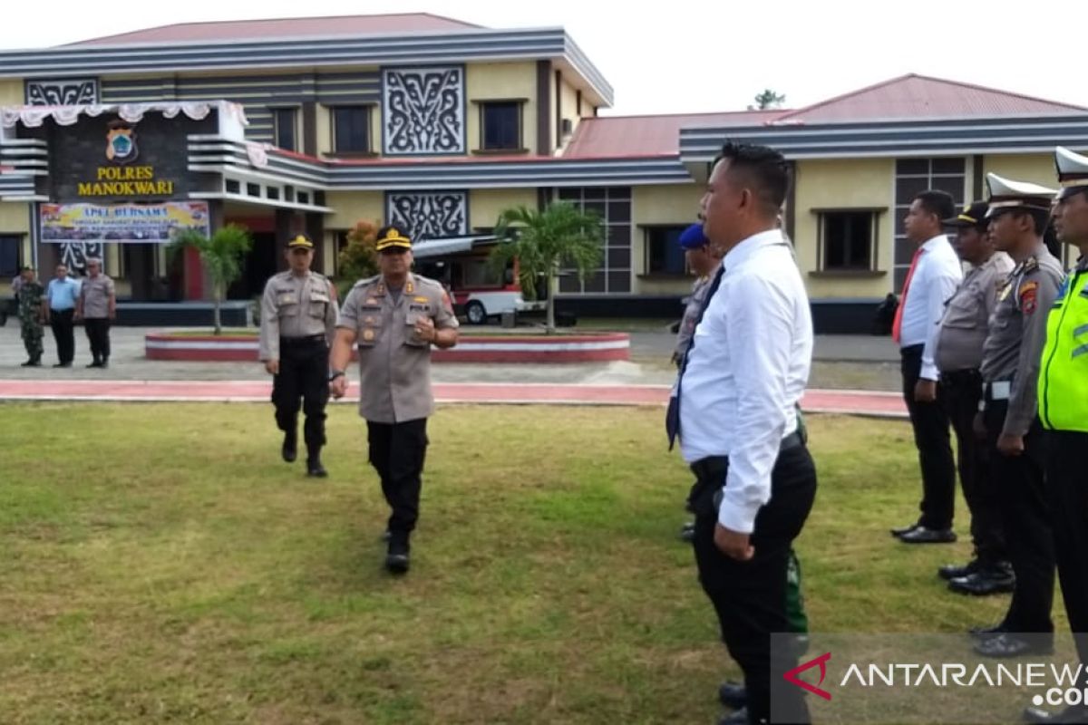 Antisipasi bencana, Polres Manokwari siagakan personil