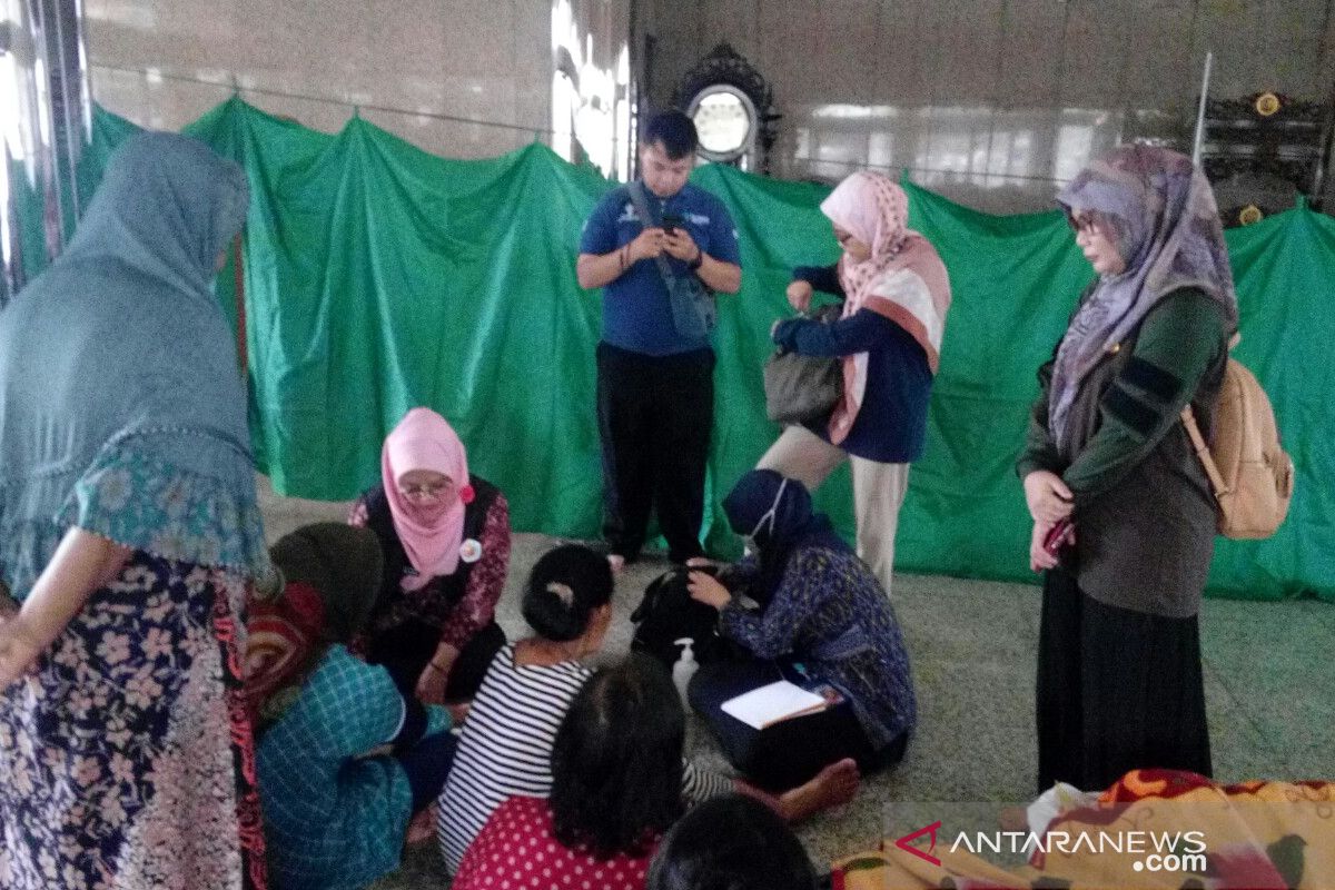 Pengungsi korban banjir di Cipinang Melayu terserang ISPA