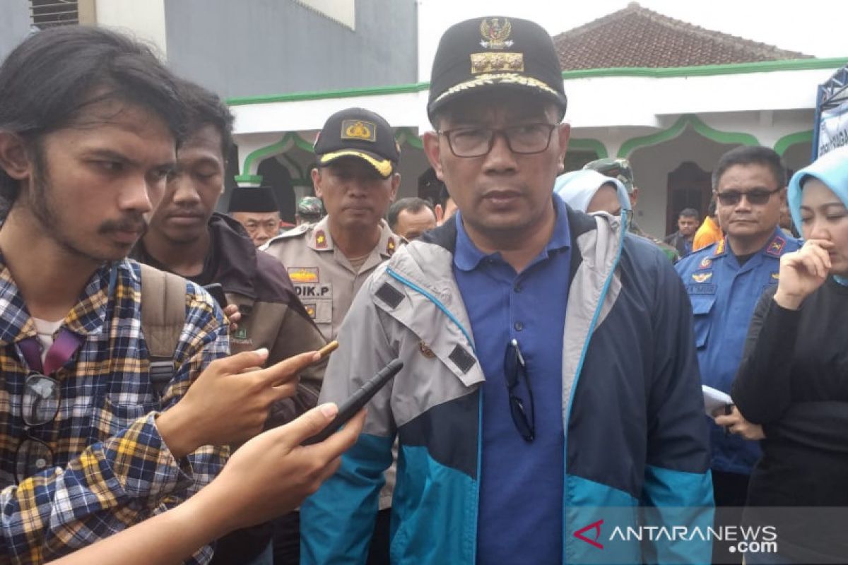 Ridwan Kamil ungkap banyaknya sistem pertahanan air di Jawa Barat yang jebol