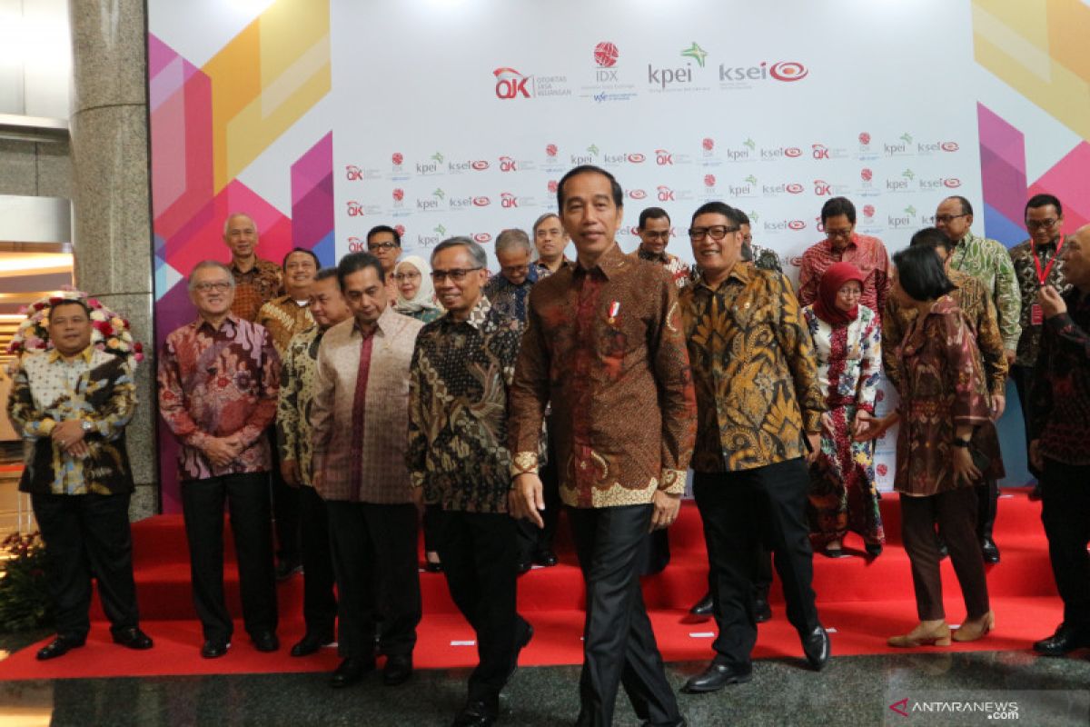 Presiden Jokowi minta bursa saham bersih dan berintegritas