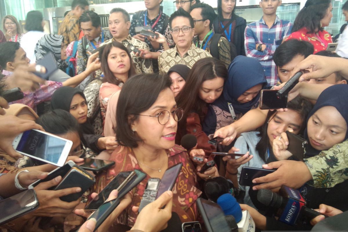 Menkeu Sri Mulyani  terus pantau kebutuhan penanganan banjir