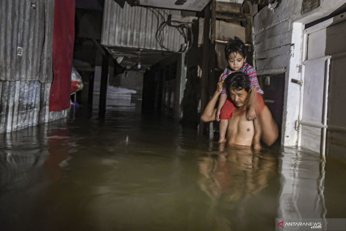 UPDATE! 30 korban meninggal akibat banjir Jabodetabek