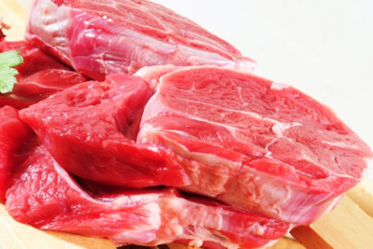 Wamena masih jadi pasar utama daging babi dari peternak Biak