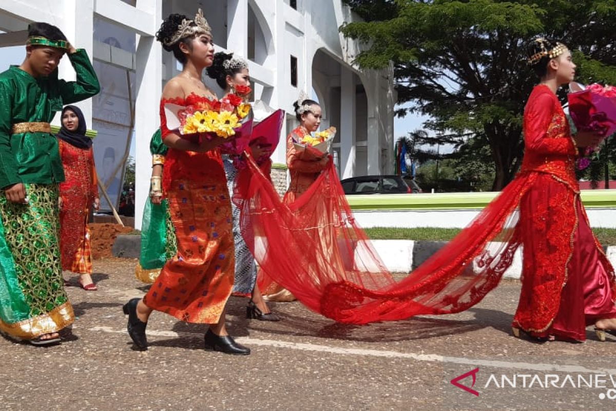 Kirab budaya meriahkan HUT ke XIII Konawe Utara