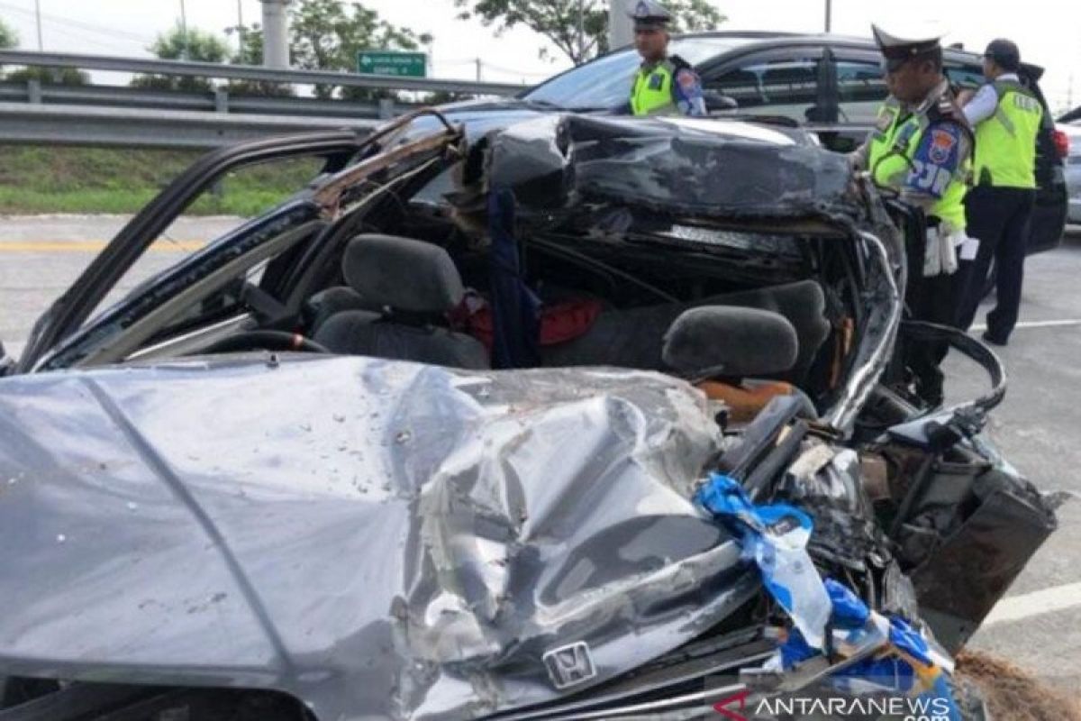 Kecelakaan di tol Pandaan, Jawa Timur sebabkan tiga orang meninggal dunia