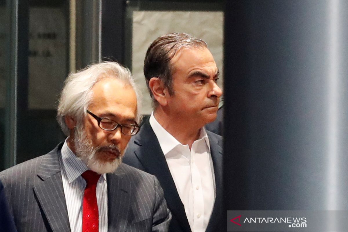 Carlos Ghosn tertangkap kamera pengawas saat tinggalkan Tokyo