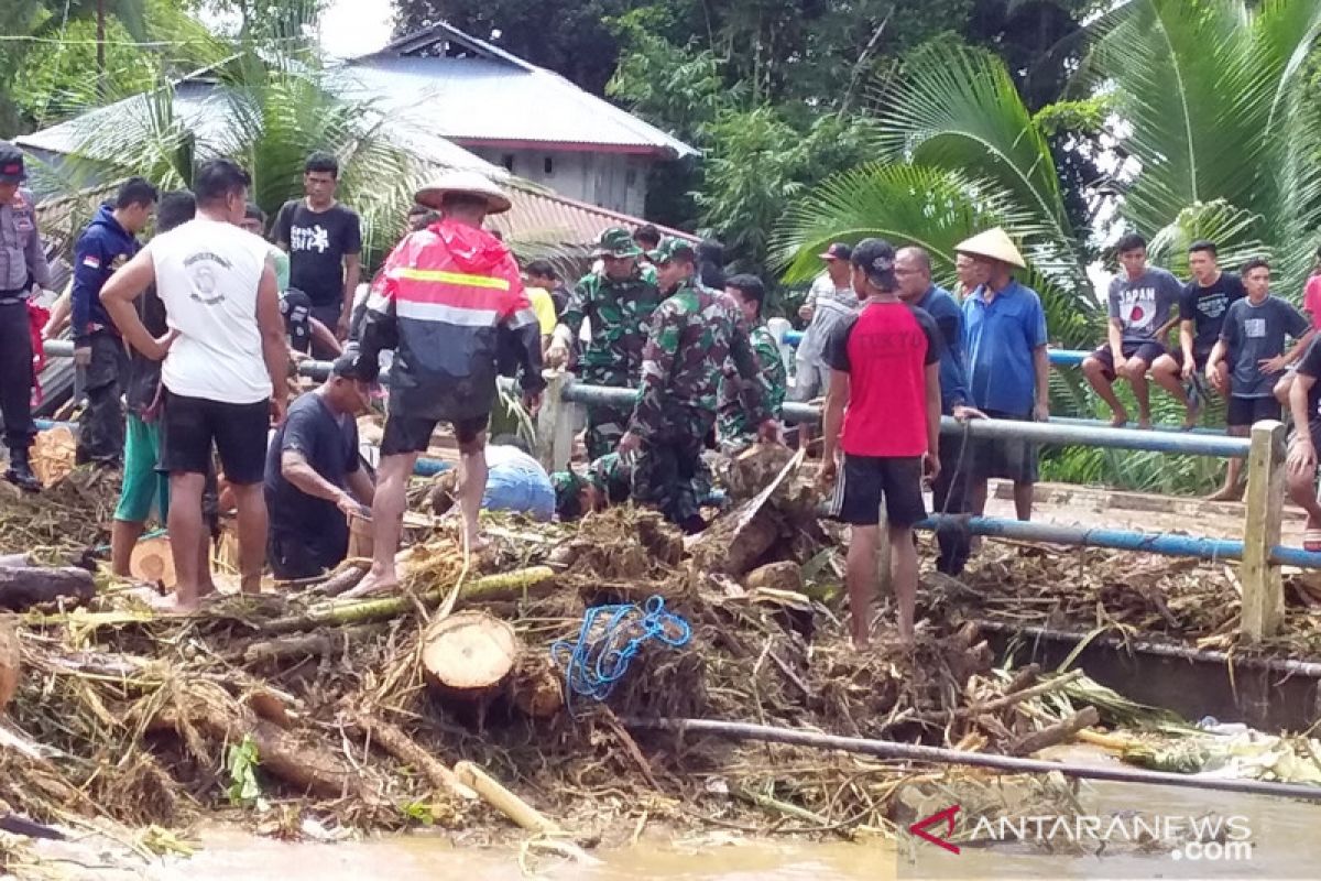 Satu korban banjir bandang di Kabupaten Sangihe ditemukan meninggal