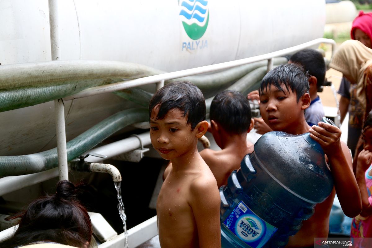 Air di sebagian Jakarta terganggu karena suplainya berkurang