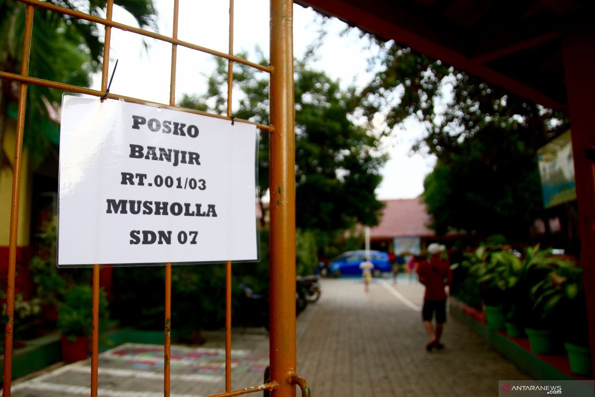 Jelang masuk sekolah, SDN 07 Rawajati tetap tampung pengungsi