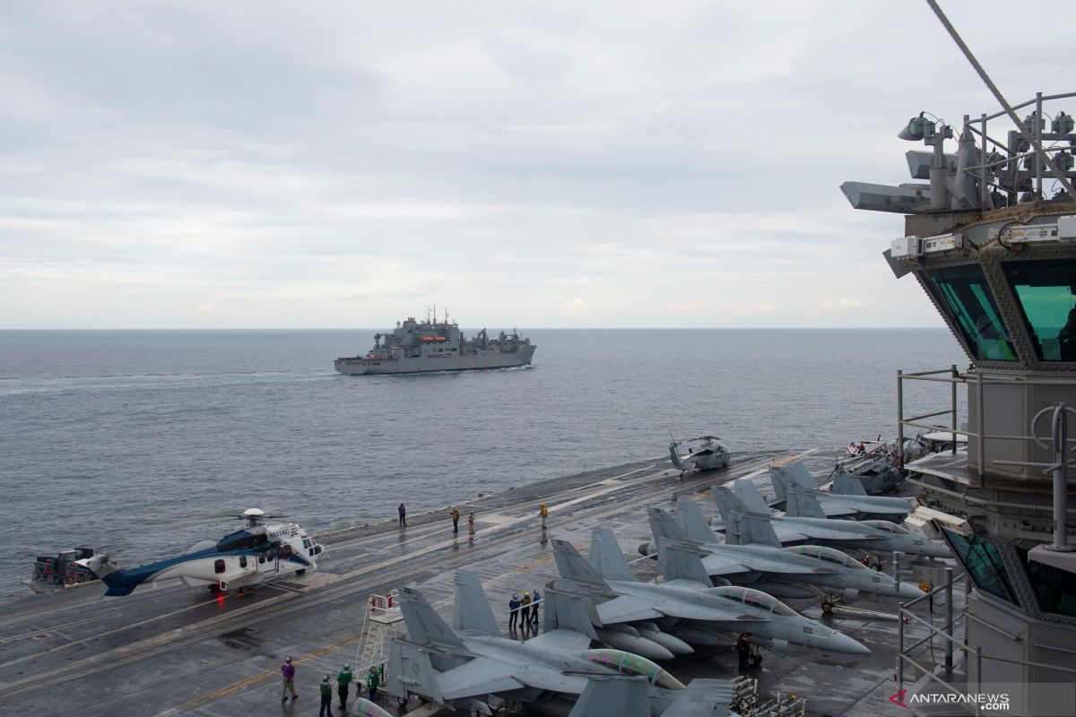 Kapal perang Amera Serikat  di Laut Arab sita  senjata diduga buatan Iran