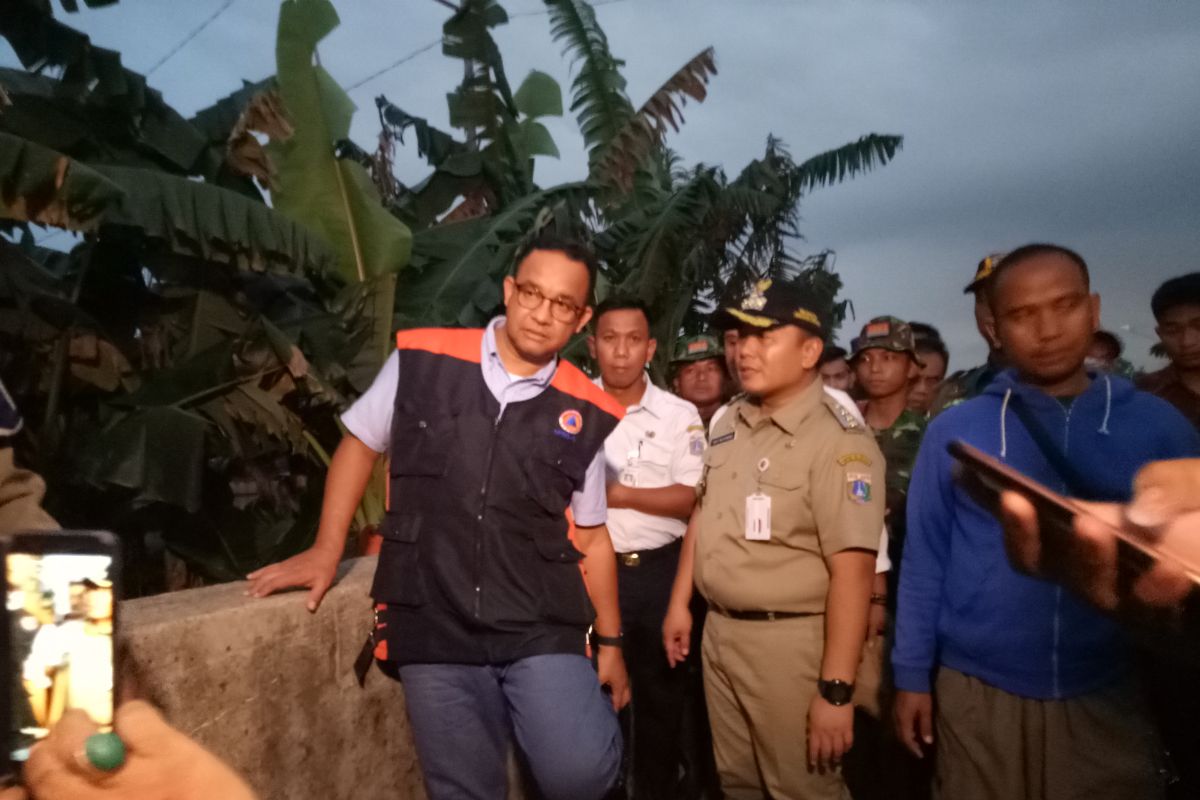 Gubernur Anies tunggu perintah resmi penetapan status bencana banjir Jakarta