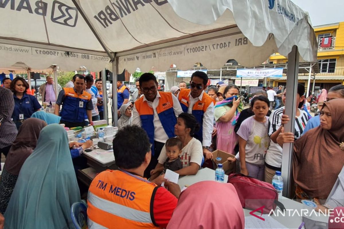 BRI beri pengobatan gratis untuk korban banjir  Jabodetabek