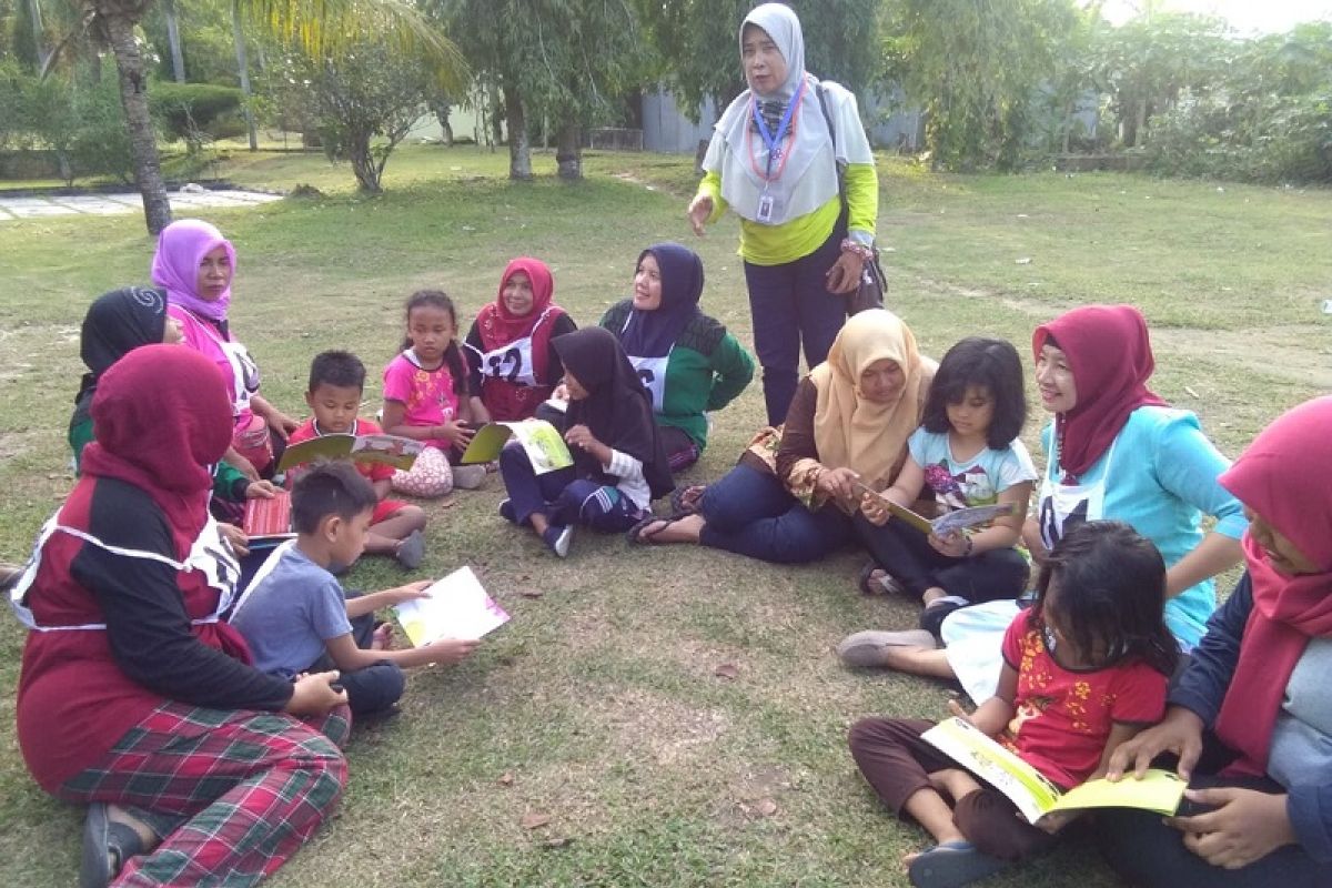 Pengurus Kampung KB Berkah Bersama Pekanbaru, dorong masyarakat agar gemar membaca