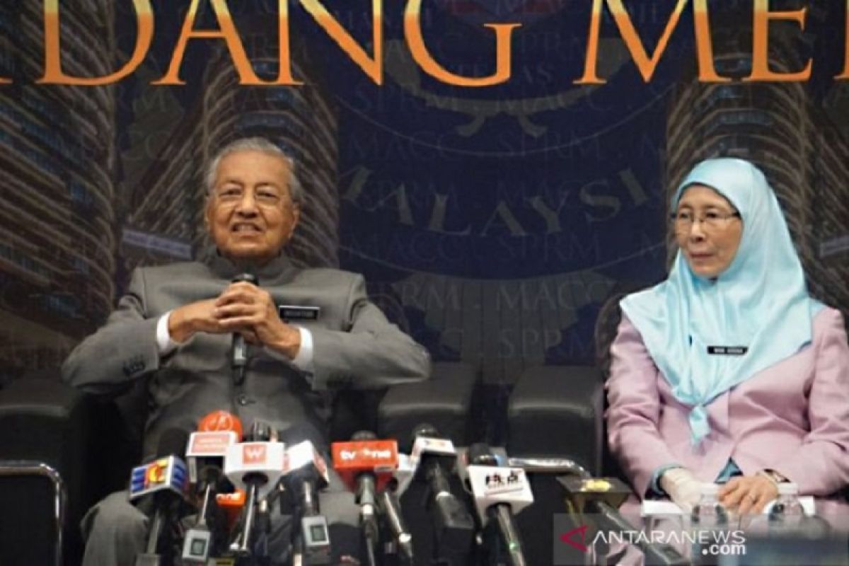 Wakil PM Malaysia Wan Azizah nyatakan turut berduka dengan banjir di Indonesia