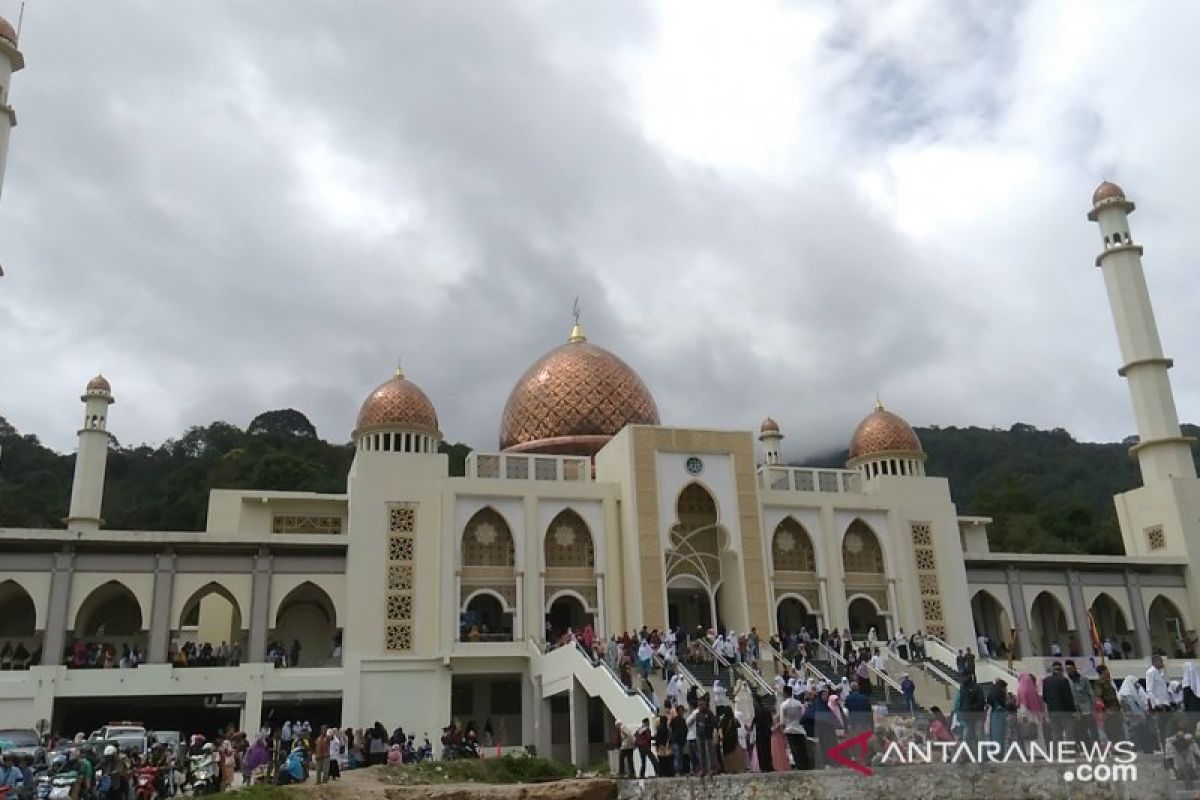 UAS hopes that the Islamic Center can become an icon of religious tourism in Sumatra