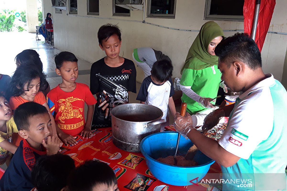 Layanan dukungan psikososial diberikan Kemensos untuk korban banjir