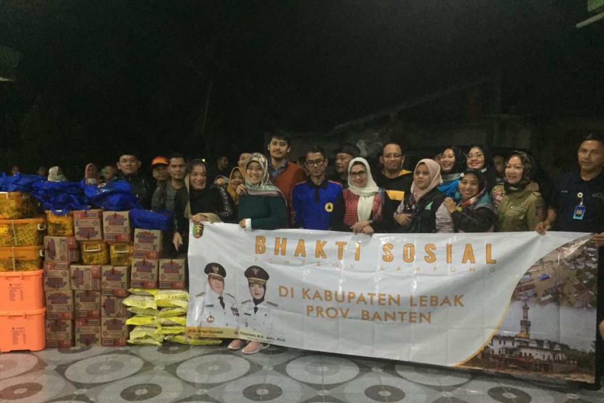 Wagub Lampung serahkan bantuan bagi korban banjir Banten