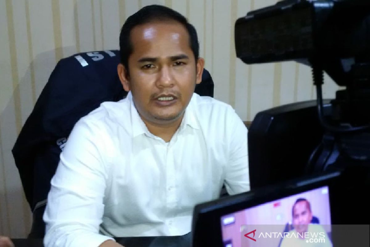 Karena makanan terdapat ada semut, suami aniaya istri dengan air panas