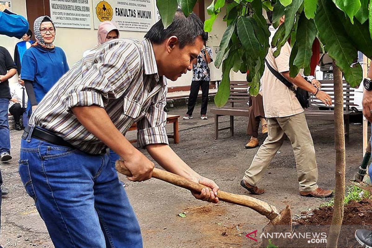 Sekjen MPR ajak alumni Unsoed Purwokerto dukung almamater