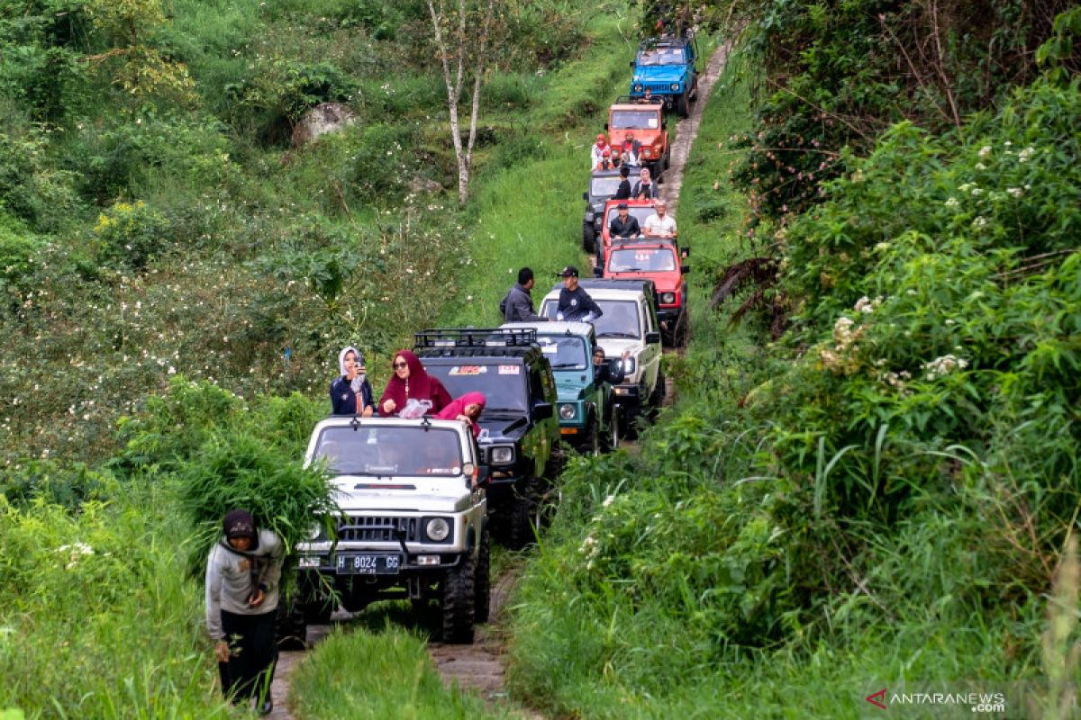 Wisata offroad lereng gunung Ungaran - ANTARA News