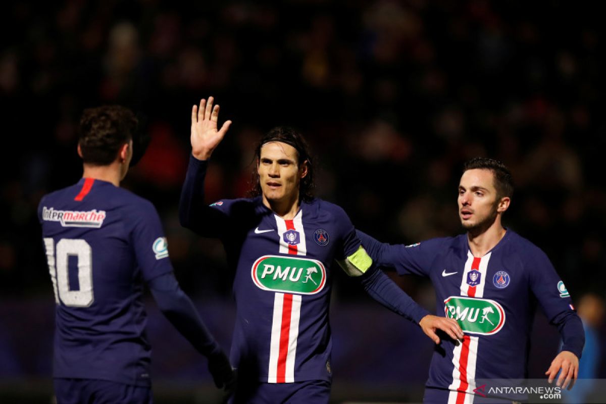 Cavani urung merapat ke Old Trafford