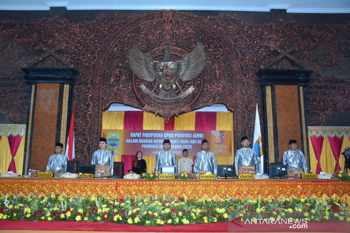 Ribuan undangan hadiri paripurna DPRD dalam rangka HUT ke-63 Provinsi Jambi