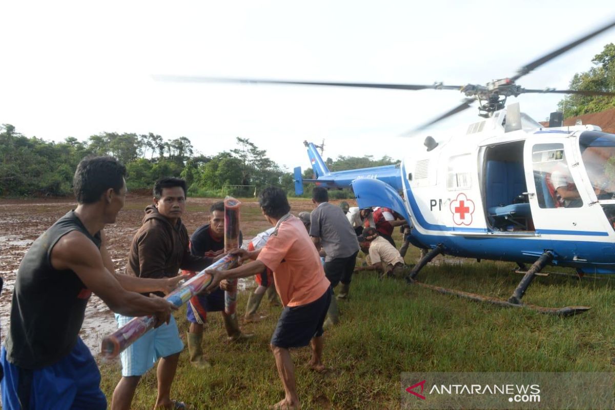 PMI gunakan helikopter dan amfibi hagglund untuk salurkan bantuan ke lokasi terisolasi