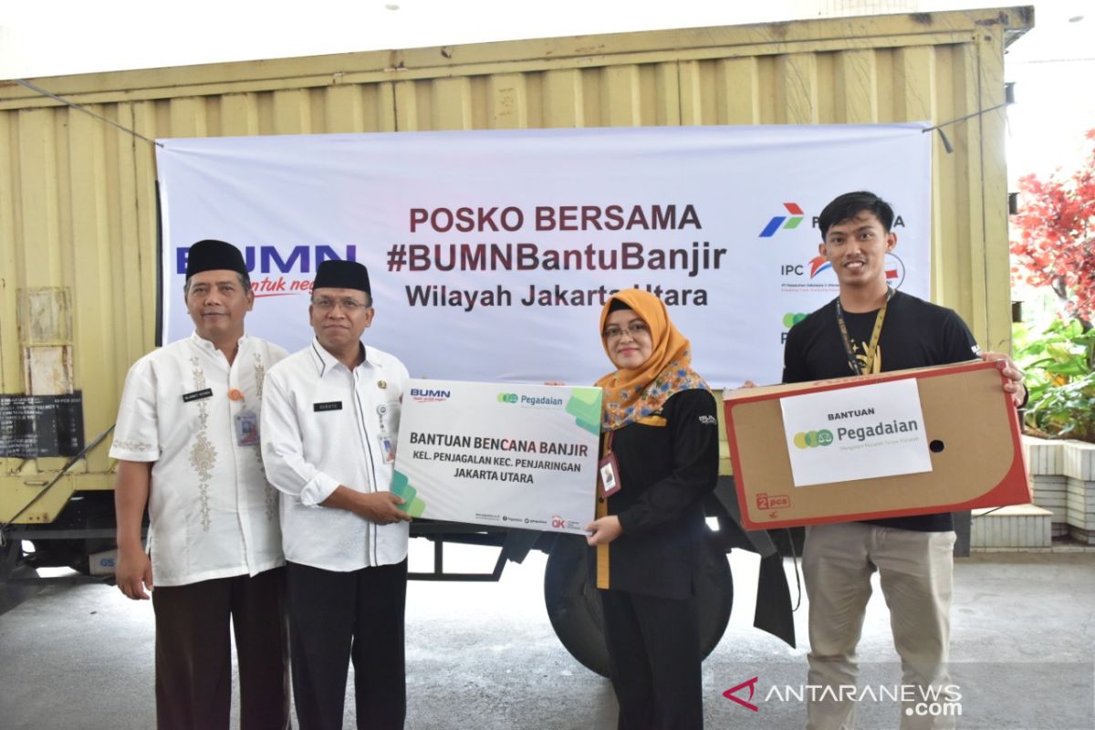 Pegadaian salurkan bantuan korban banjir di kawasan Jabodetabek dan Banten