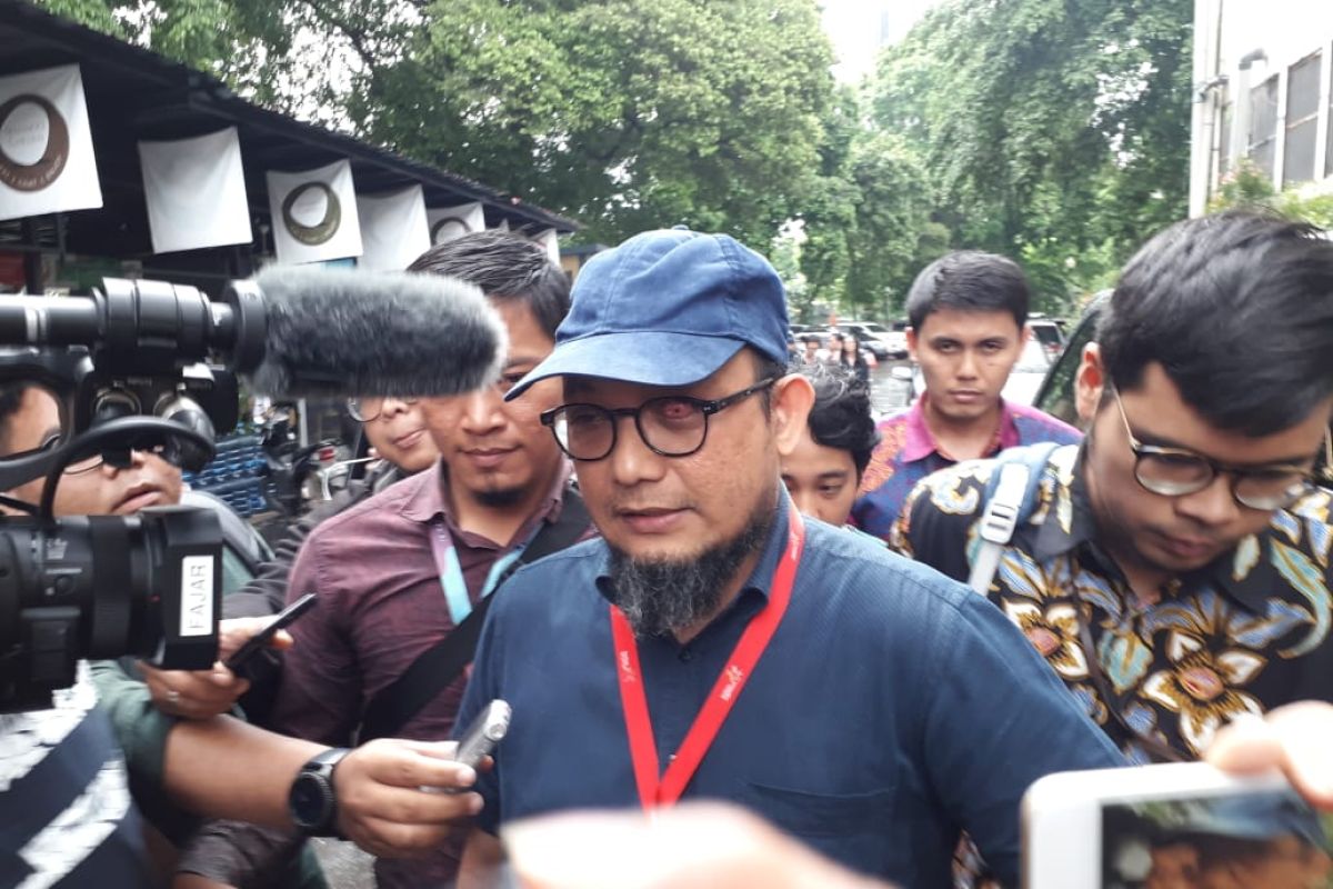 Novel Baswedan ingin bertemu dengan kedua pelaku penyiram air keras