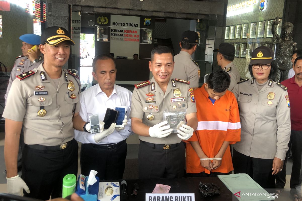 Polisi tangkap kurir ganja berusia belasan tahun di Kota Malang