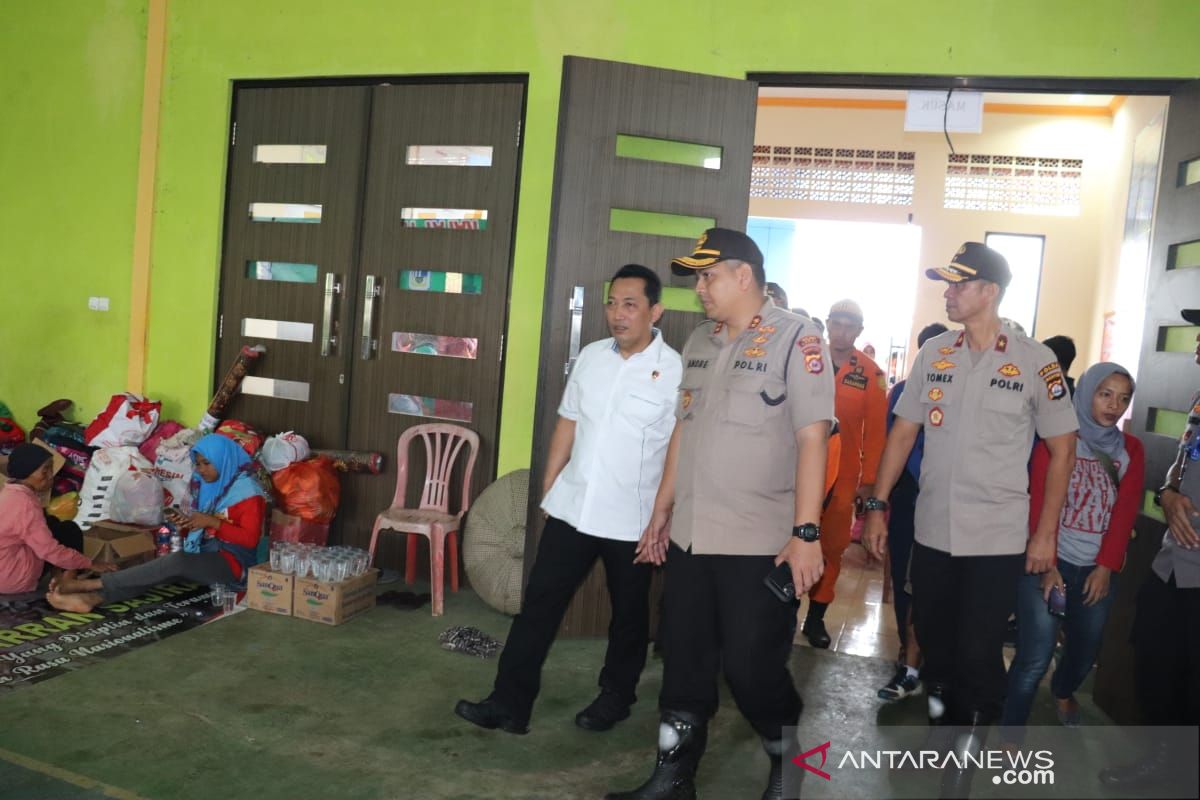 Tinjau posko di Lebak, Kabareskrim berikan sejumlah bantuan