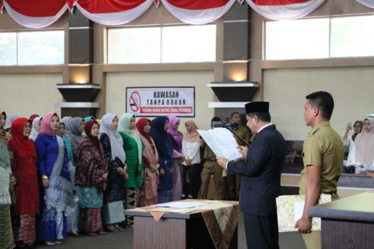 216 ASN Pejabat Pengawas Pemkab Solok dilantik