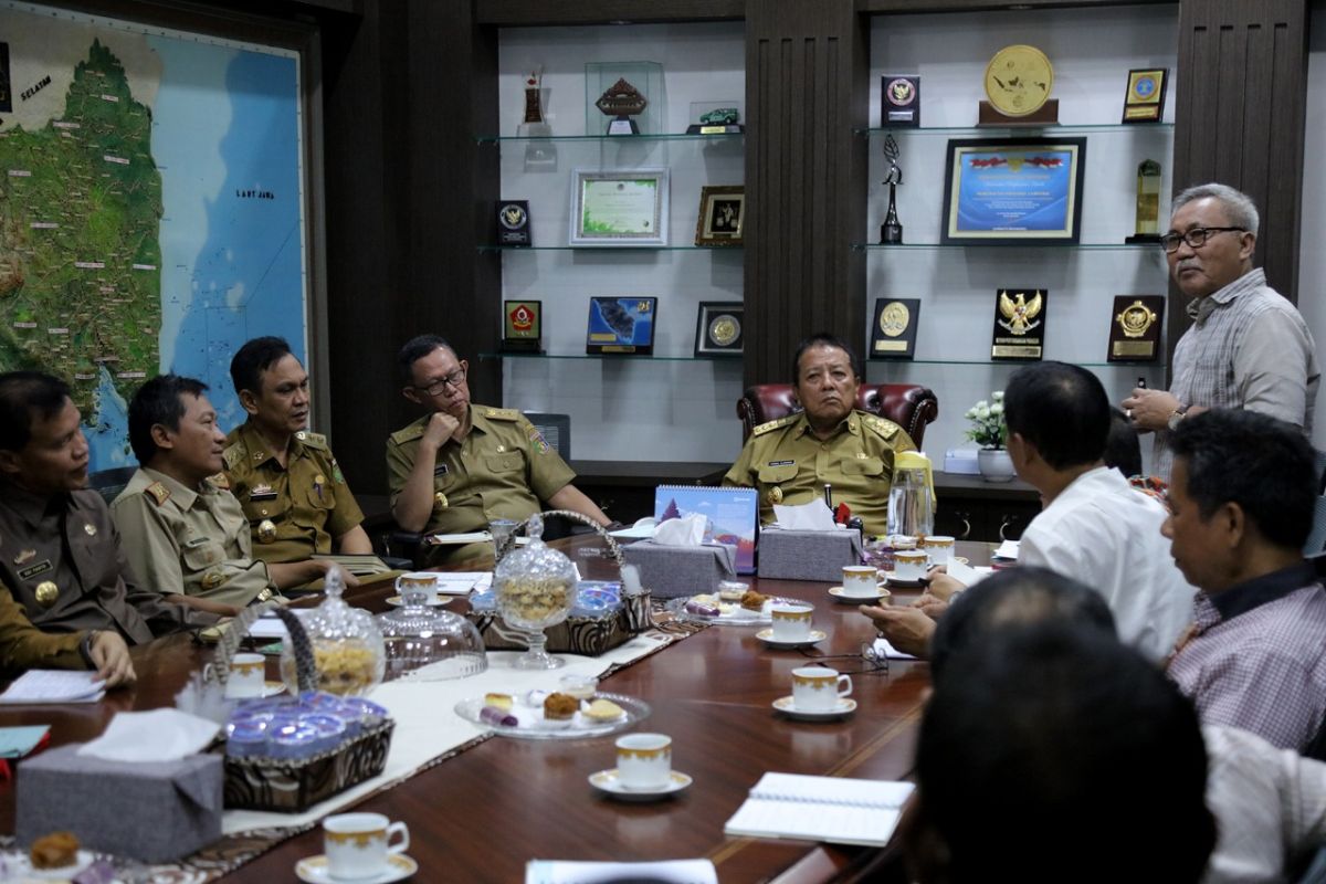 Gubernur apresiasi Universitas Lampung ciptakan mesin perajang batang singkong