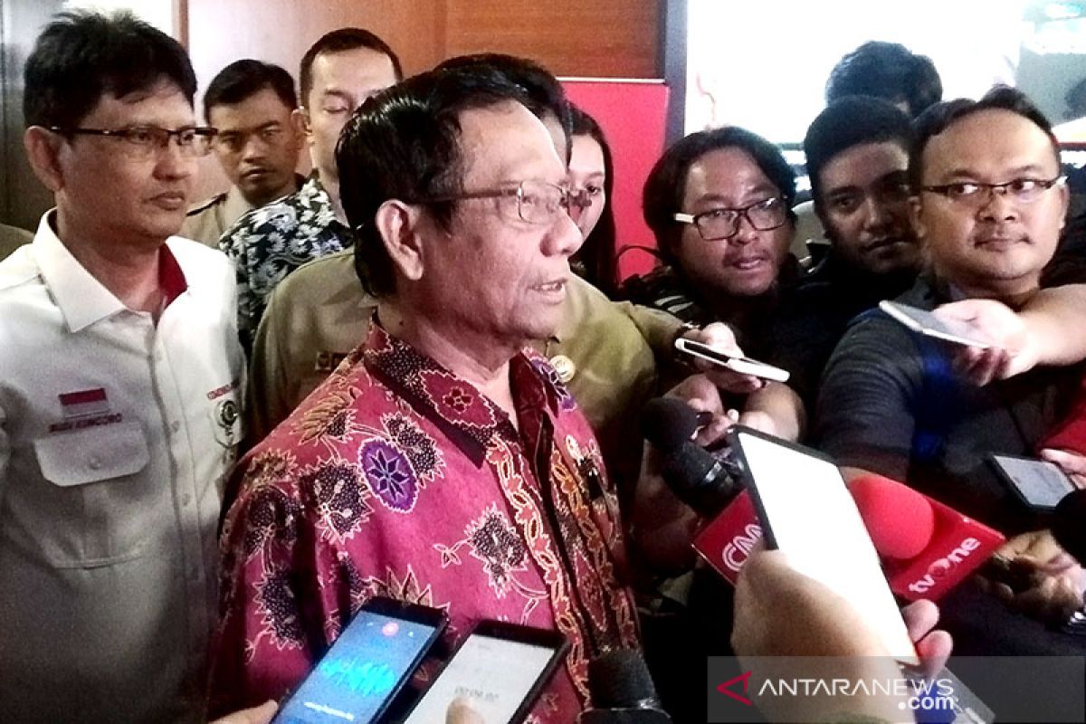 Soal Natuna, Mahfud: Pengamanan masih bersifat patroli