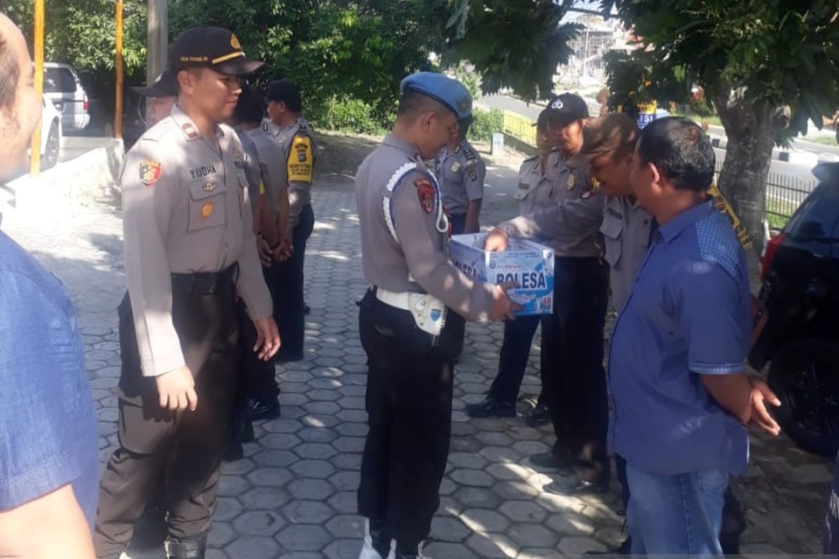 Polsek Merawang galang dana korban banjir Jabodetabek