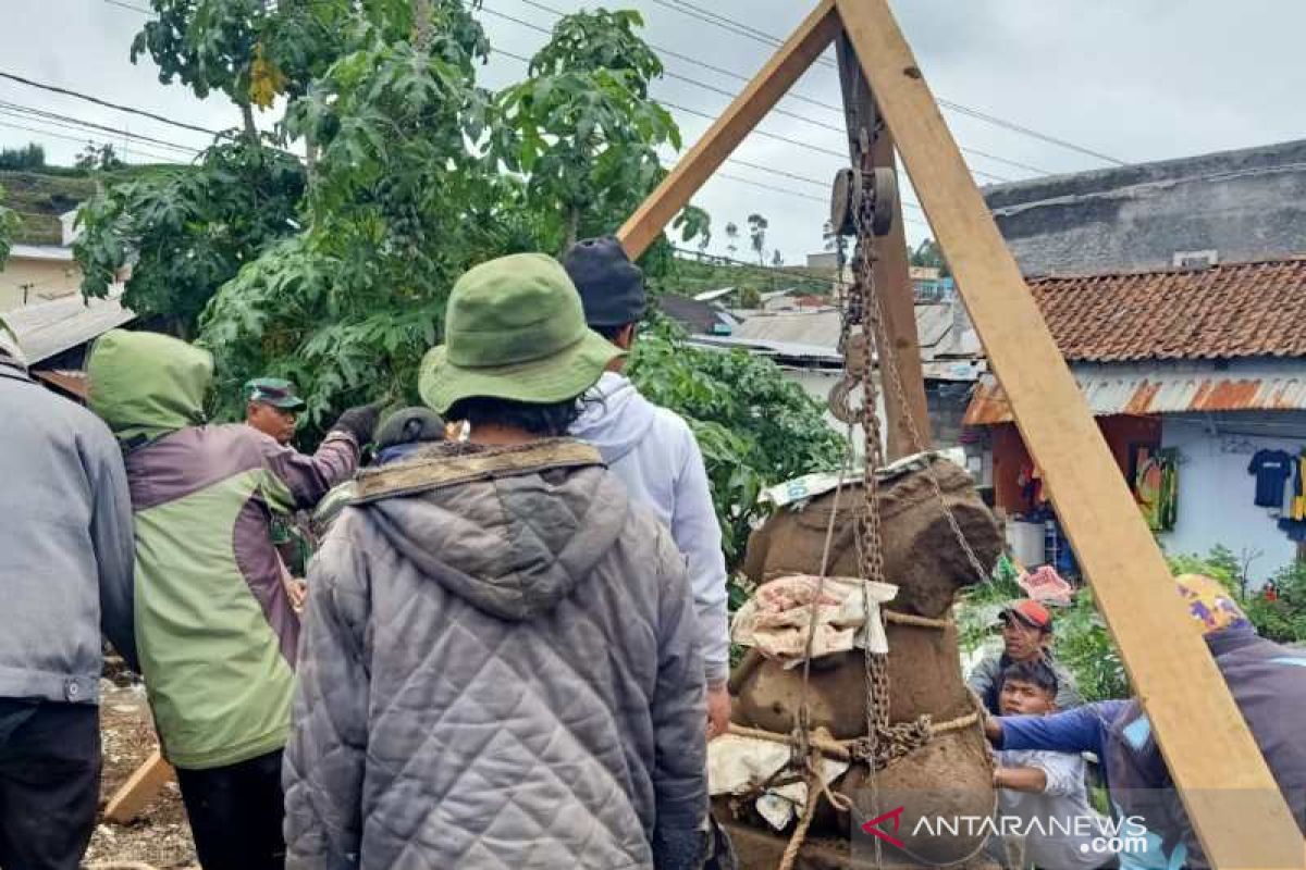 BPCB angkat temuan arca Ganesha di Dieng