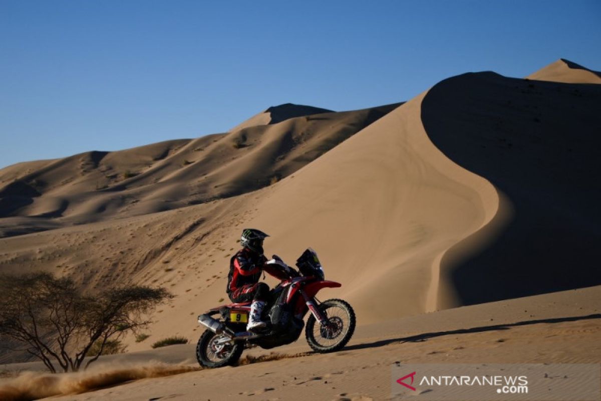 Ricky Brabec buka jarak lebar ambil alih pimpinan etape III Reli Dakar 2020