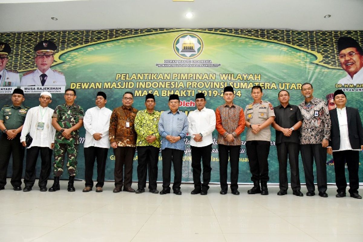 Jusuf Kalla lantik Dewan Masjid Indonesia Sumatera Utara