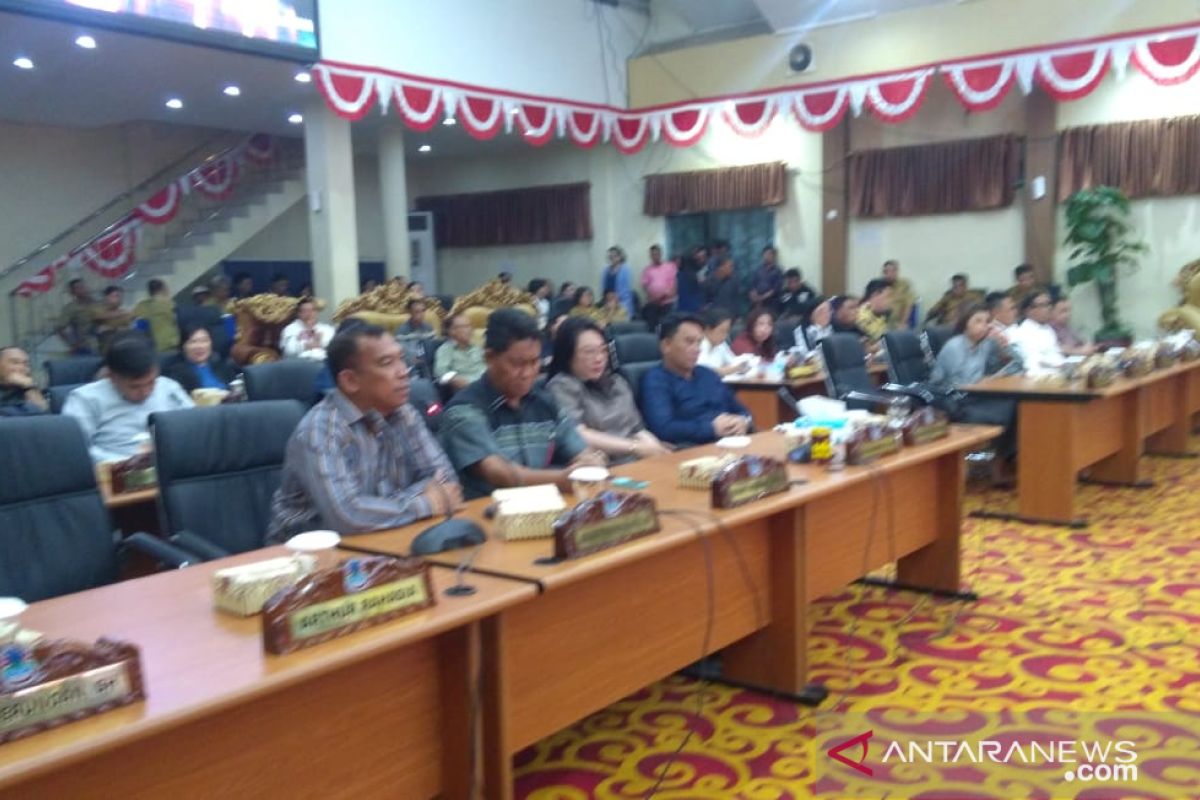 DPRD Manado adukan Kadis LH Manado kepada Wakil Wali Kota