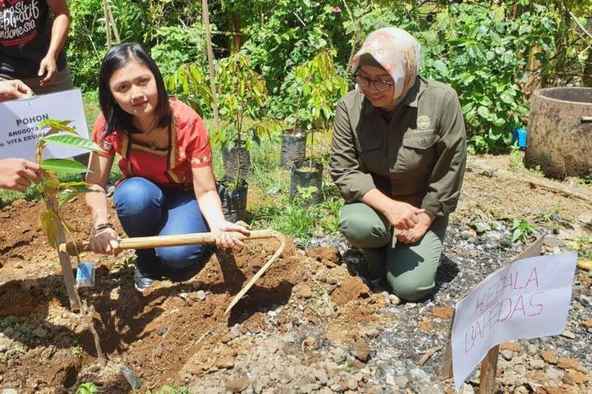 Anggota DPR Vita Ervina ajak masyarakat merawat lingkungan hidup