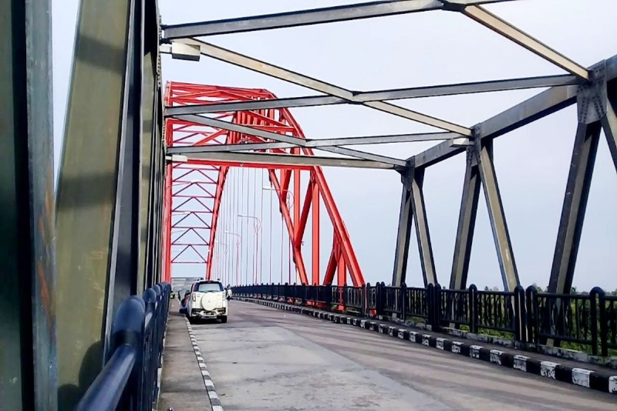 DPRD minta pemkab periksa Jembatan Ir Soekarno Kuala Pembuang