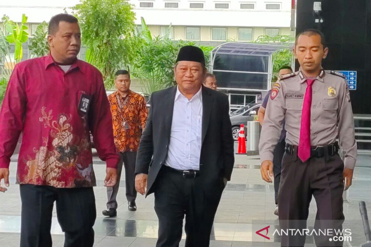 Bupati Sidoarjo jalani pemeriksaan lanjutan di KPK