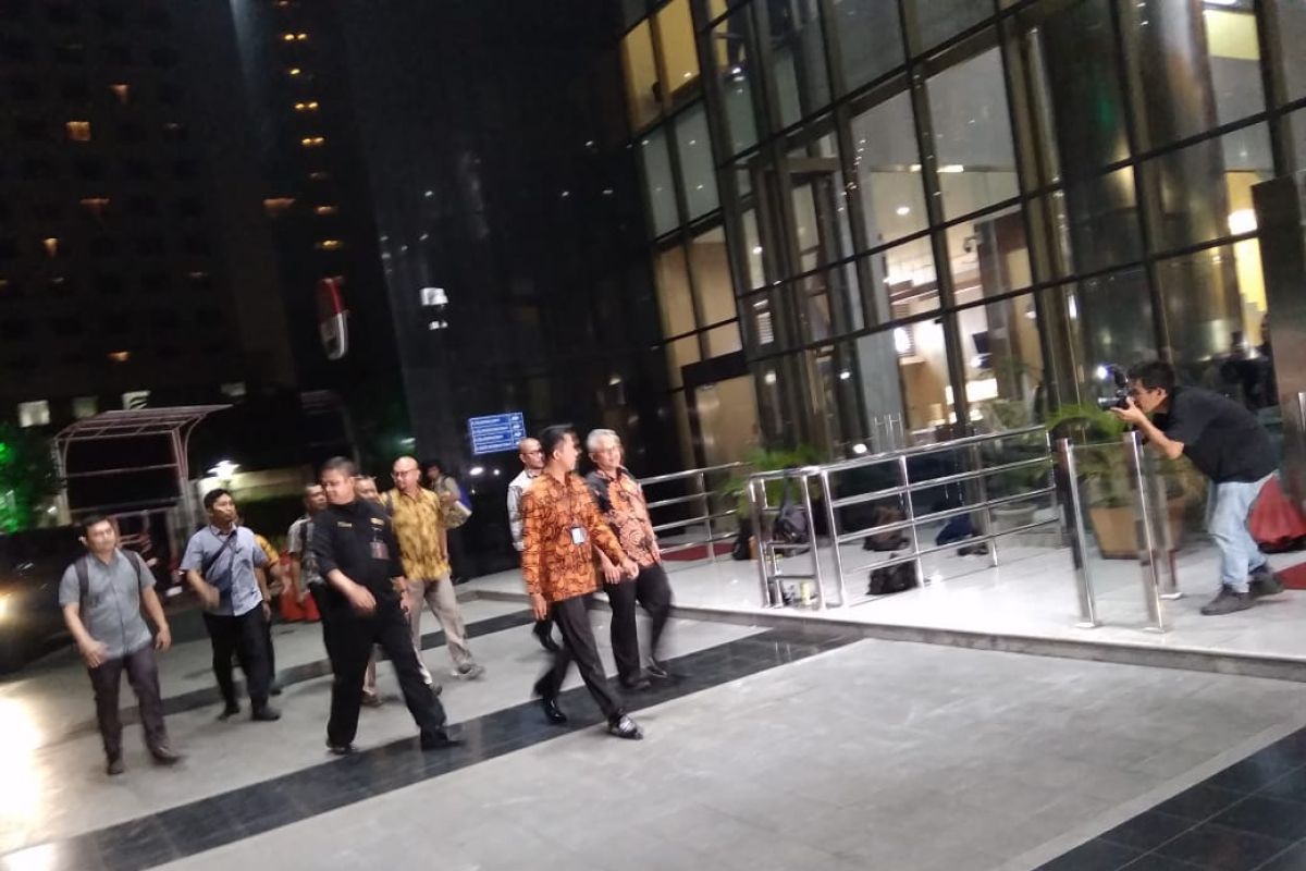 Ketua KPU datangi gedung  KPK terkait OTT Wahyu Setiawan